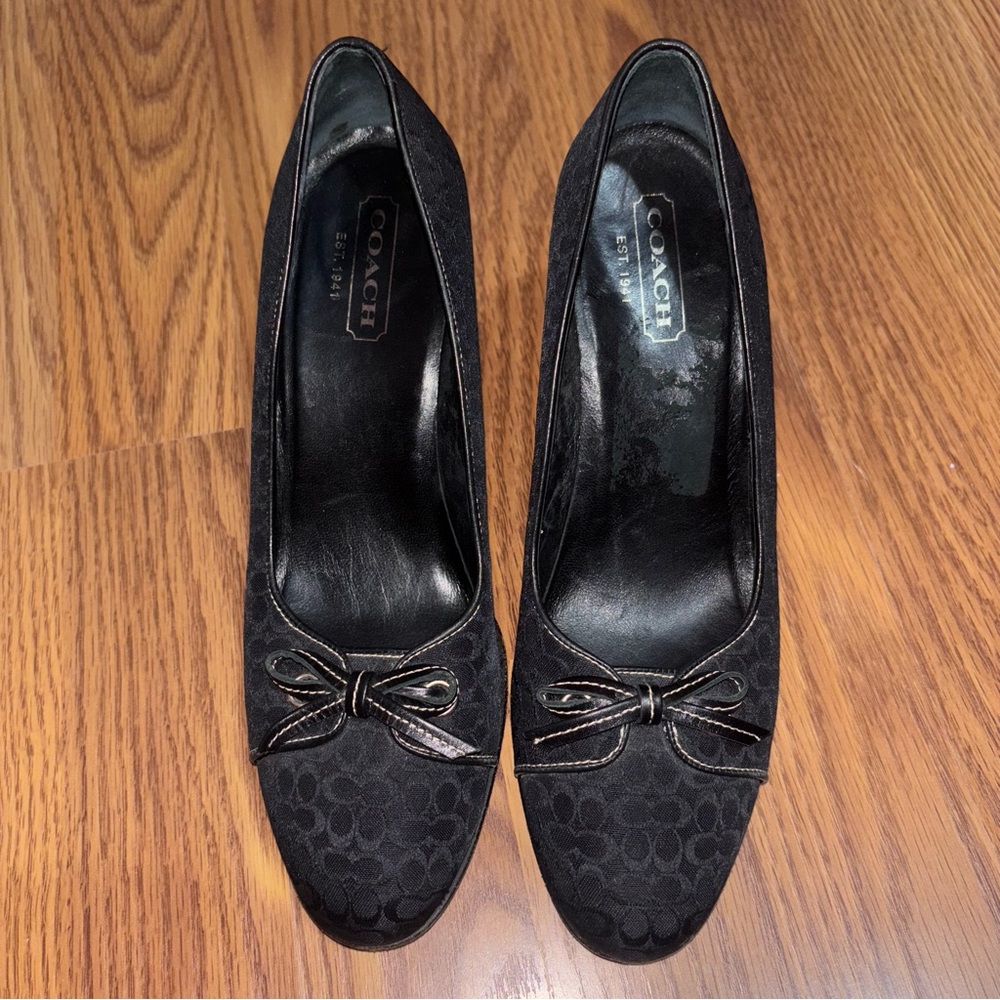 Coach Women's Black Pumps